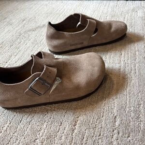 Birkenstock London Suede Taupe SZ 37 Great Condition!